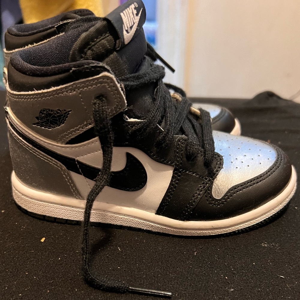 Air Jordan 1 Silver Toe TD